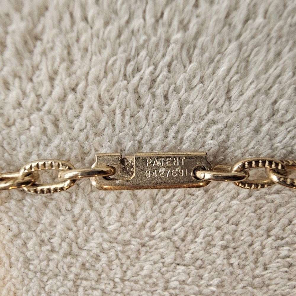 Necklace - Picture 2 of 3